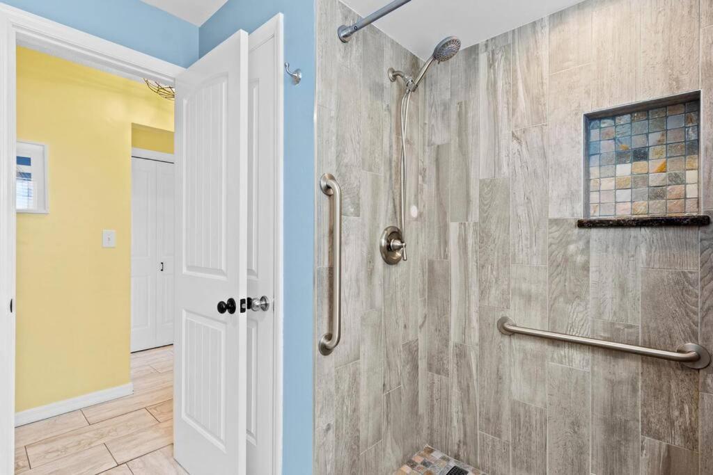 Perfect For Family Gatherings With A Heated Pool! - Clearwater'S Clear Choice Esterno foto